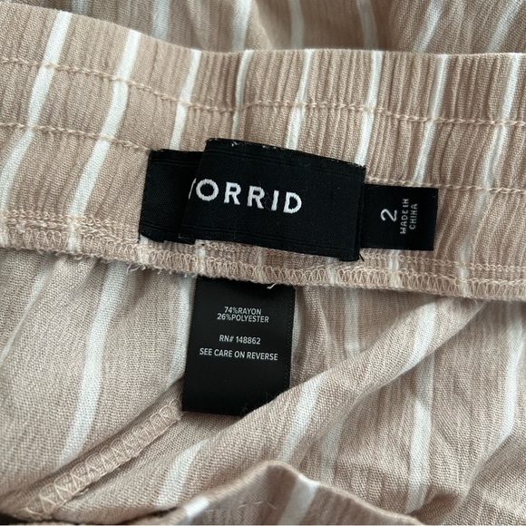 Torrid Womens Beige Striped Wide Leg Pull-On Pants Elastic Waist Pockets 2/ 2X - Picture 8 of 9
